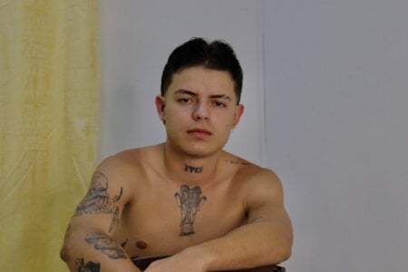 tonny_white 😎i'm hot🔥 Pic 5