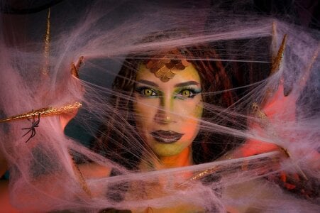 AngelaDevins Medusa's alluring eyes Pic