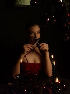 Lily_Ember A little bit of real magic Pic 2