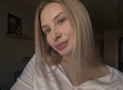 TassyBennett Public Immagine  2