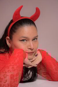 nare_celebi_ YOUR SEXY DEVIL 😈 Pic 5