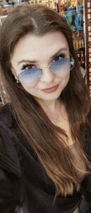 Cherry_Magdalena Public Pic 4