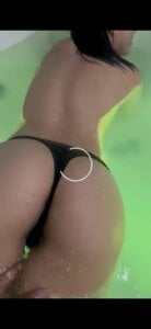 having fun in the shower de Tiny_Loliebbp  3 Imagens