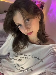 LouiseChavez soft but strong ☁️ Εικόνα 2