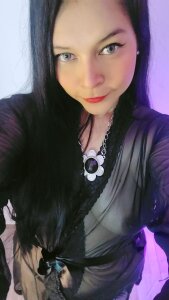 nare_celebi If you play with me, don't regret it Pic