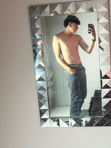 johan_M10 Public зображення