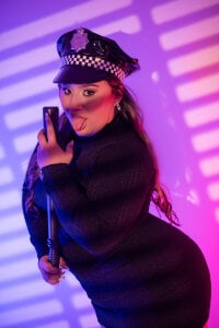 ElaBourn_ police girl Pic 4