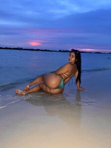 Godess_Scarlett77: the sea temperature ( 2 фото)