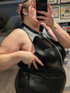 LEATHER BUTCH de LadyRochester  3 photos