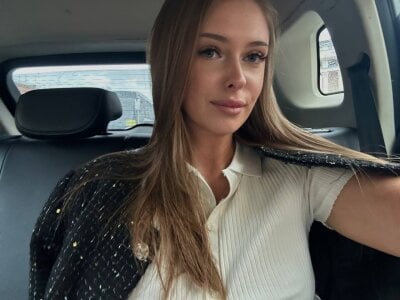 mona_star Public Pic 4