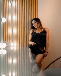 Lizzi_Hotman_ ❤️‍🔥 LINGERIE 🔥 Pic 3