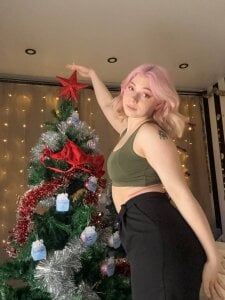 SibleyDurborow My special fans and me 😍🎄 Pic