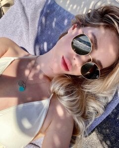 -ann- my pic 2 Pic 3