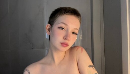 makeyousense The camera knows more Pic