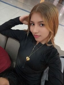 AlexisHeaden 😶‍🌫️ Pic