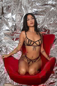 BiancaShermann 🌸Tiny🌸 Pic 3