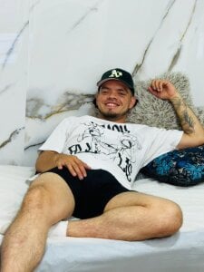 Enzo_Turner A little tenderness and a lot of fire 🔥💋 Foto