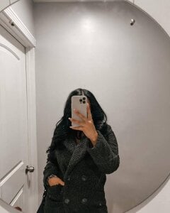 Public de simran118  4 photos