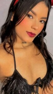 Mia_scandark Public Pic 4