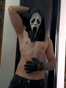 blckwolf_6 ghost face Pic 4