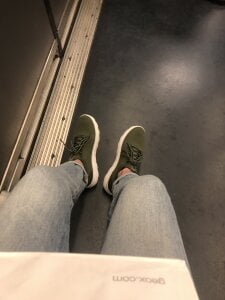 Sneakers and socks 🧦 de ItalianAlex  2 Imagens