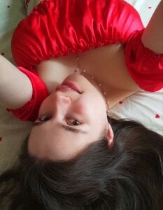 Princess_ladylila The Lady in Red Pic