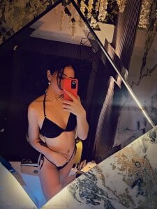 gabyye_capprins 💜 Pic 4