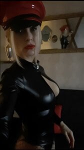 BlueEyesCarole Public Pic 5