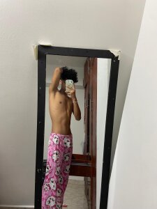 Javy_hot Public Pic 5