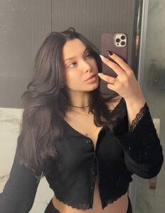 Lucy_louras Naturalness Pic 6