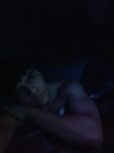 . de Tyler_Gold23  photos