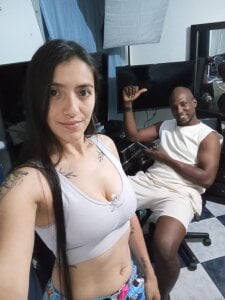 laura_and_samir Public Pic 3