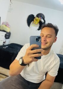 Cristian_202 Public 사진 5