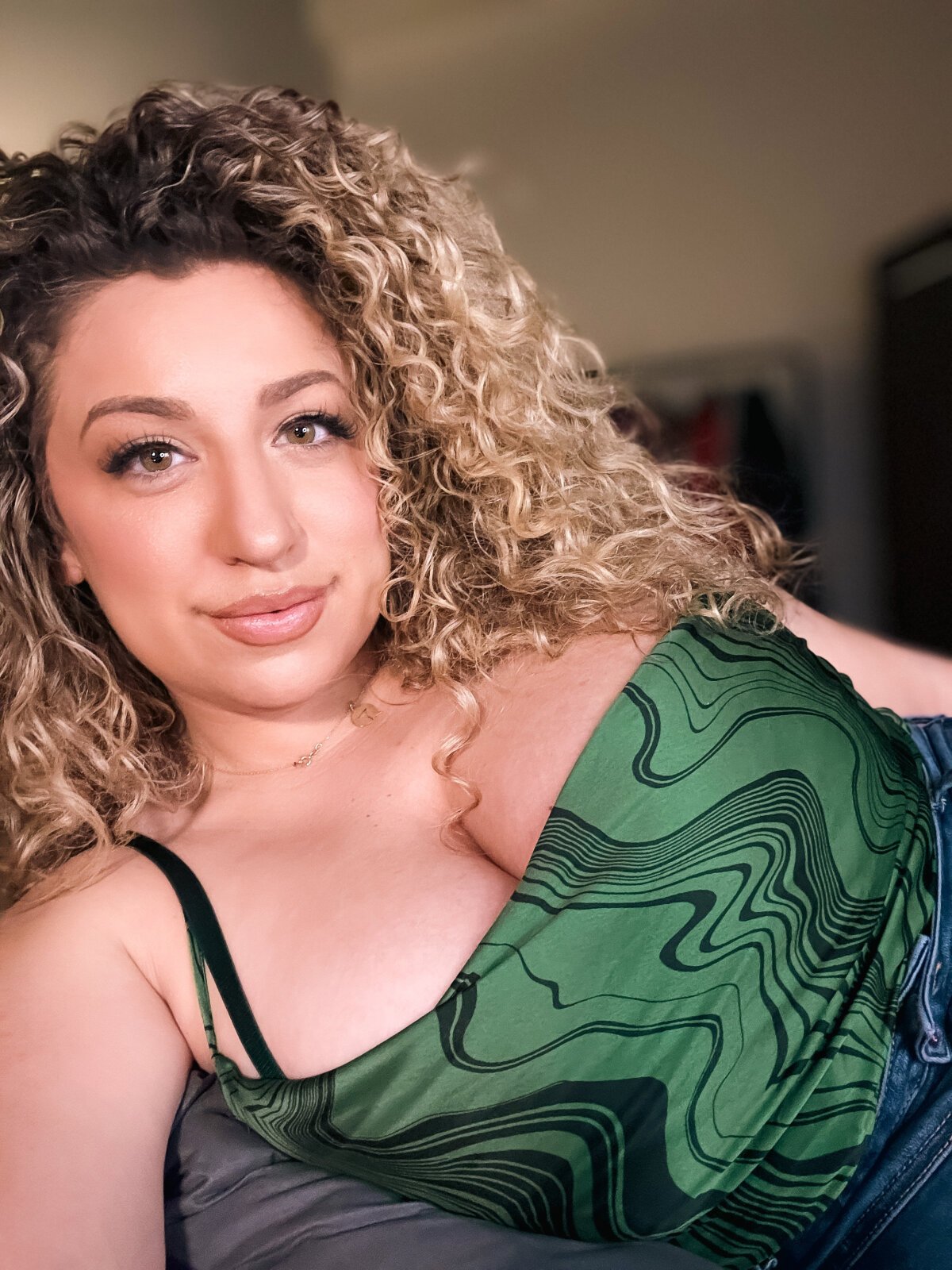 miamellycious Trending Pic 3043