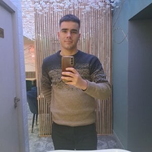 Ashton_Key Public Pic 5