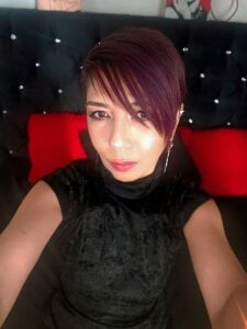 Trinityy__Mature and hot woman Bild 3