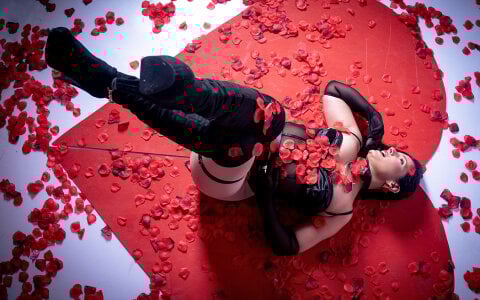 ada_mclaineのValentine's sinsの 2枚の写真