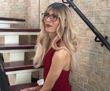 Alice-randy Your woman red ❤️ Pic 3