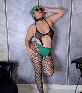 sexysubMila Public Pic 7