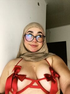 Ayha_khalaf cute face🥵 . fénykép