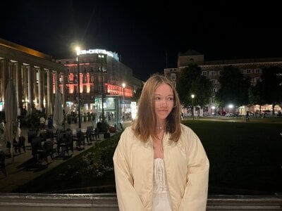 Kiss_Moon Public Pic 2