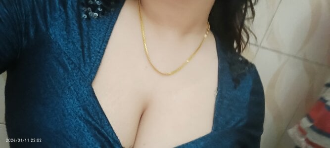 Beauty_Queen_Soniya oh bby🥰❤️🥵 Gambar 5