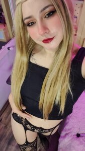 Blonde od Ginger_lovegood  3 snímek