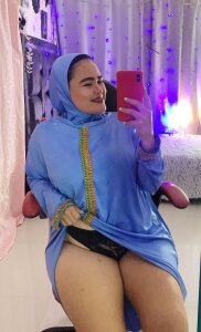 MarianFadel TODAY I WANT TO FULFILL YOUR LOVE FANTASIES 😍 Pic 2