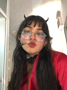 Zara_Snow take me to your fantasy world Pic 2