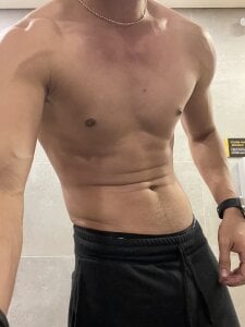 Sebastian-Dash Dash in the gym!!💪🏼 Pic 2