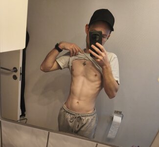 _whoisthatguy_ Public Kuva 5