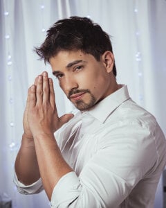 Ian_Daviz Christmas 2025 🎄 Pic 3