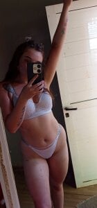 Emmacut Feliz Navidad 🎄🎉 Gambar