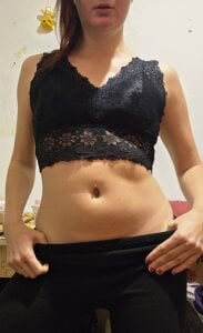 Analimado18 Sexy fekete csipkés felsőben... Pic